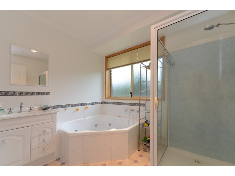 3 Fair Court, Kingston TAS 7050