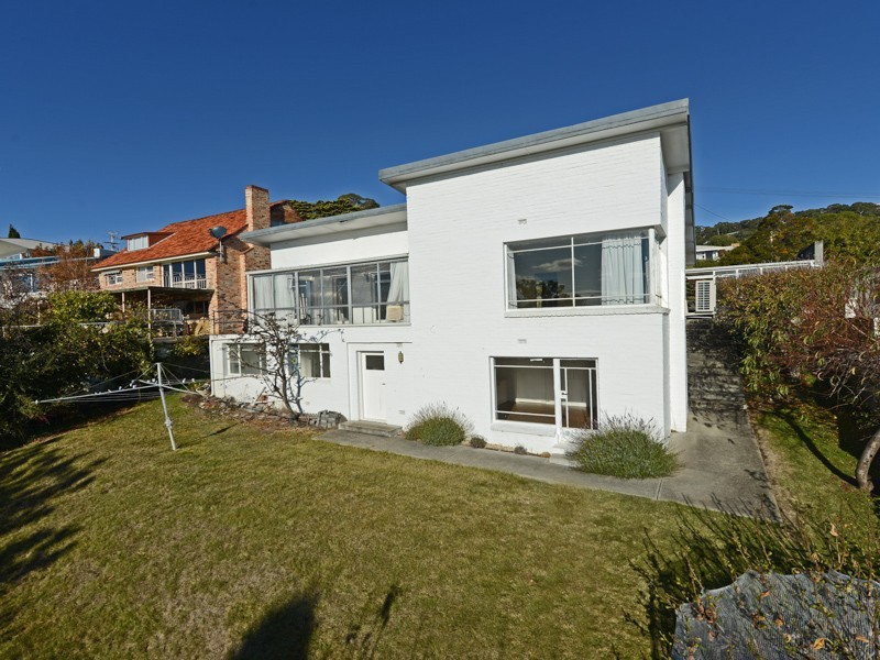 6 Beddome Street, Sandy Bay TAS 7005
