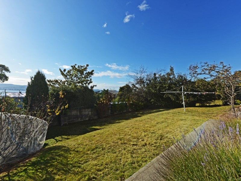 6 Beddome Street, Sandy Bay TAS 7005