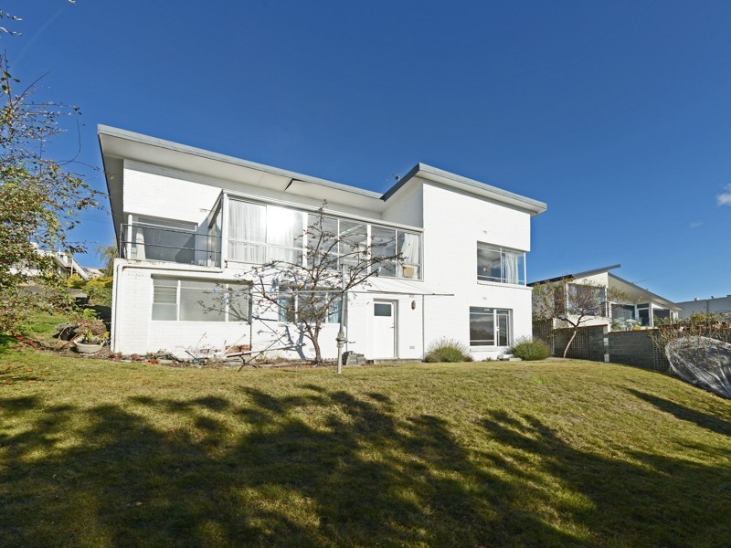 6 Beddome Street, Sandy Bay TAS 7005