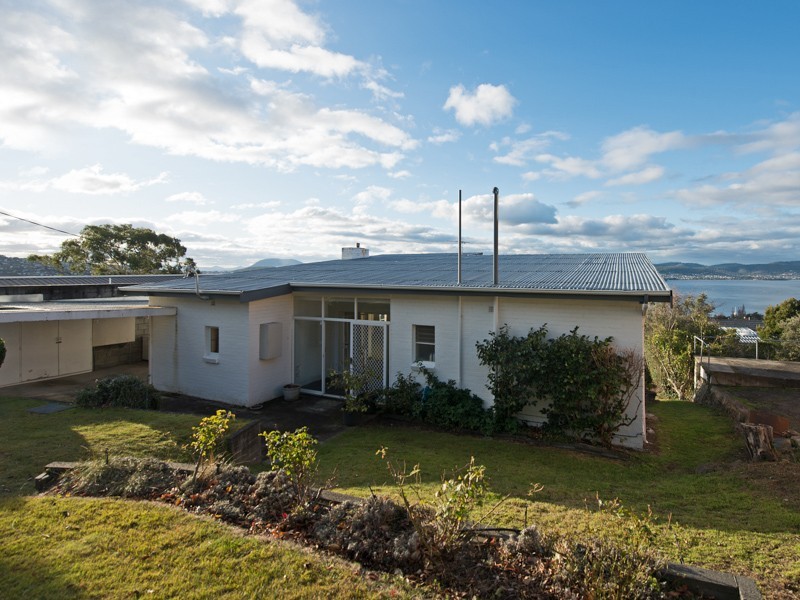 6 Beddome Street, Sandy Bay TAS 7005
