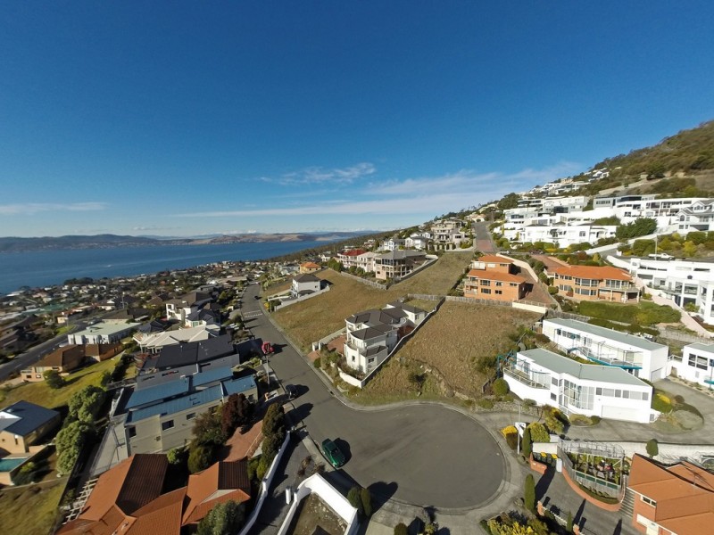 15 Virginia Court, Sandy Bay TAS 7005