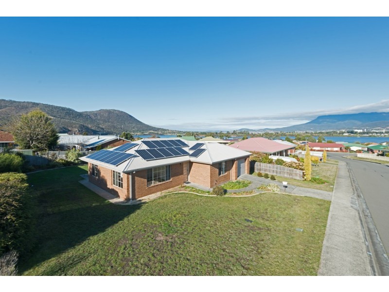 16 Ravensbourne Place, Old Beach TAS 7017