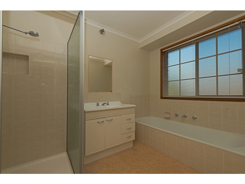 16 Ravensbourne Place, Old Beach TAS 7017