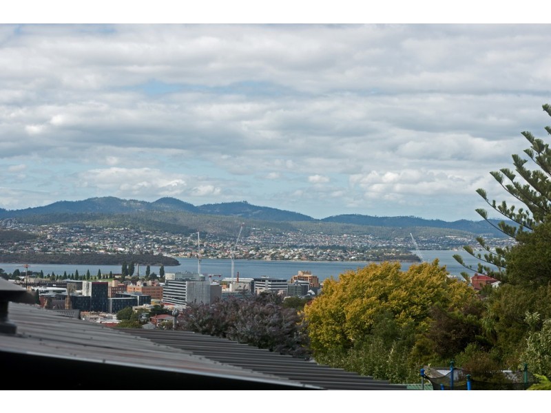 12 Gourlay Street, West Hobart TAS 7000