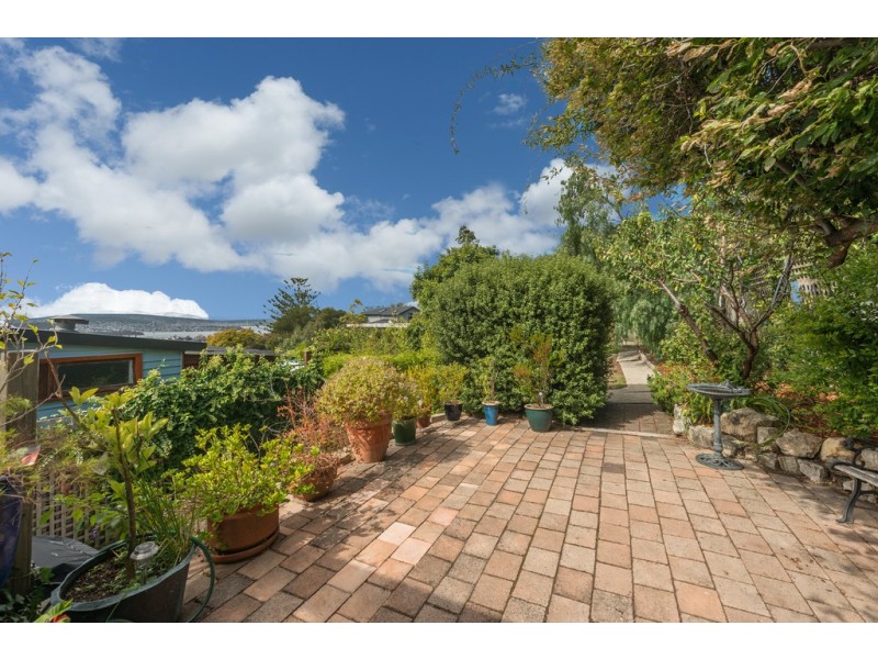 12 Gourlay Street, West Hobart TAS 7000