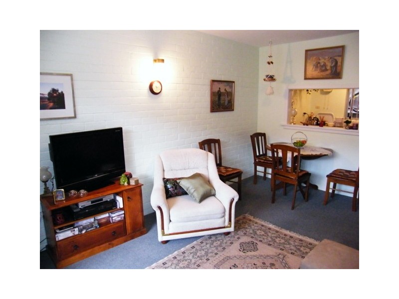 2/4 Dodson Street, Rosetta TAS 7010