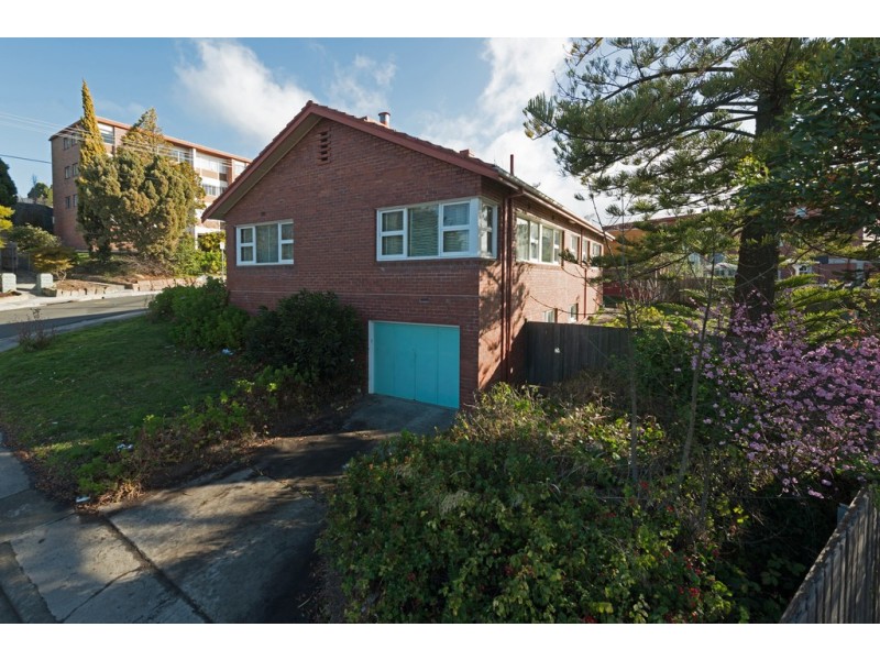 1 Hildern Street, New Town TAS 7008