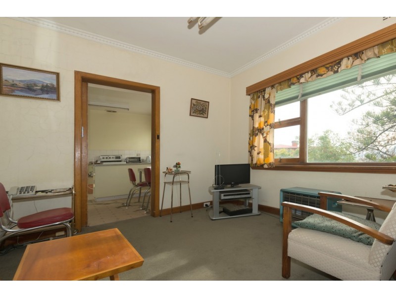 1 Hildern Street, New Town TAS 7008