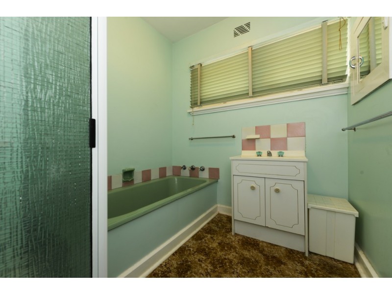 1 Hildern Street, New Town TAS 7008