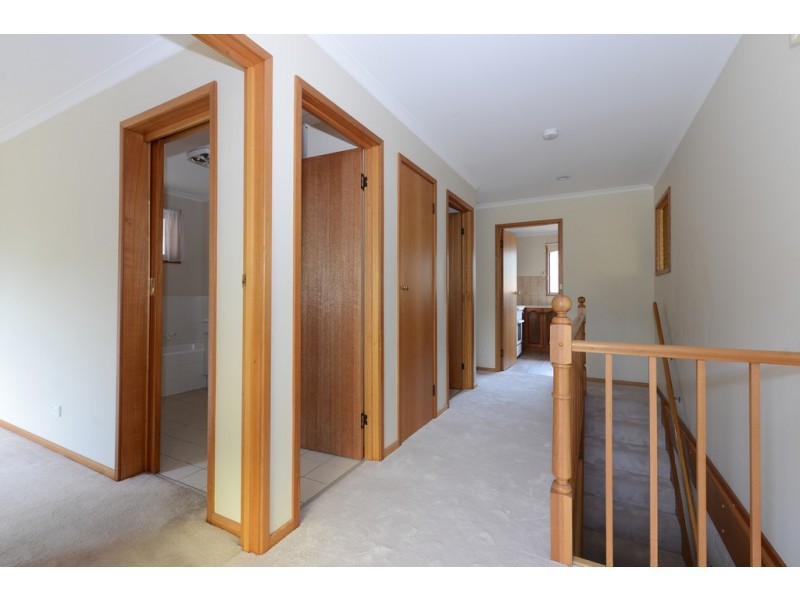 1/11 Solana Place, Sandy Bay TAS 7005