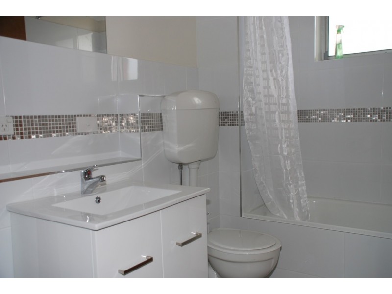 1/16B Stoke Street, New Town TAS 7008