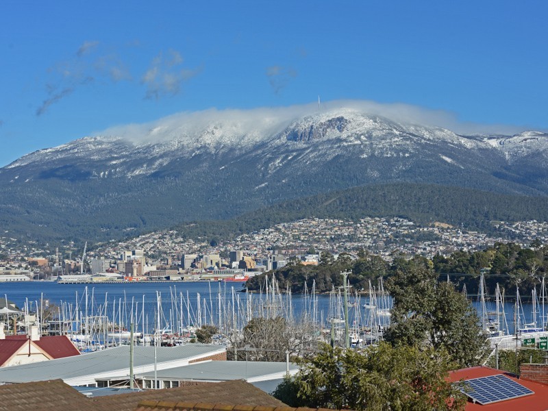 15/9 Alma Street, Bellerive TAS 7018