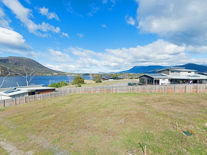 15 Eaves Court, Old Beach TAS 7017