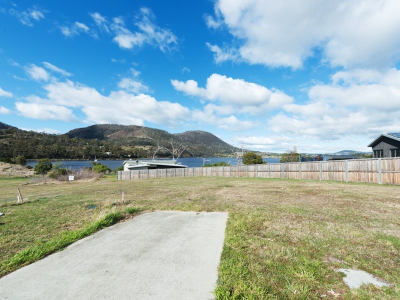 15 Eaves Court, Old Beach TAS 7017