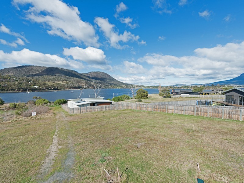 15 Eaves Court, Old Beach TAS 7017