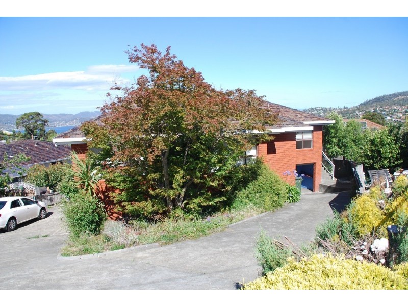 1/1 Riseley Court, Lenah Valley TAS 7008