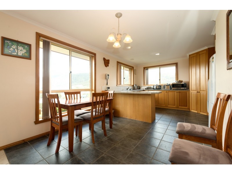 14 Scenic Hill Road, Huonville TAS 7109