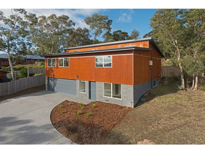 2/87 Ripley Road, West Moonah TAS 7009