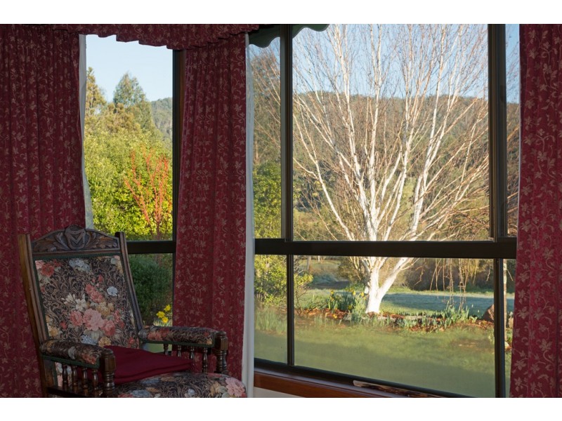 17 Esplanade North, Snug TAS 7054