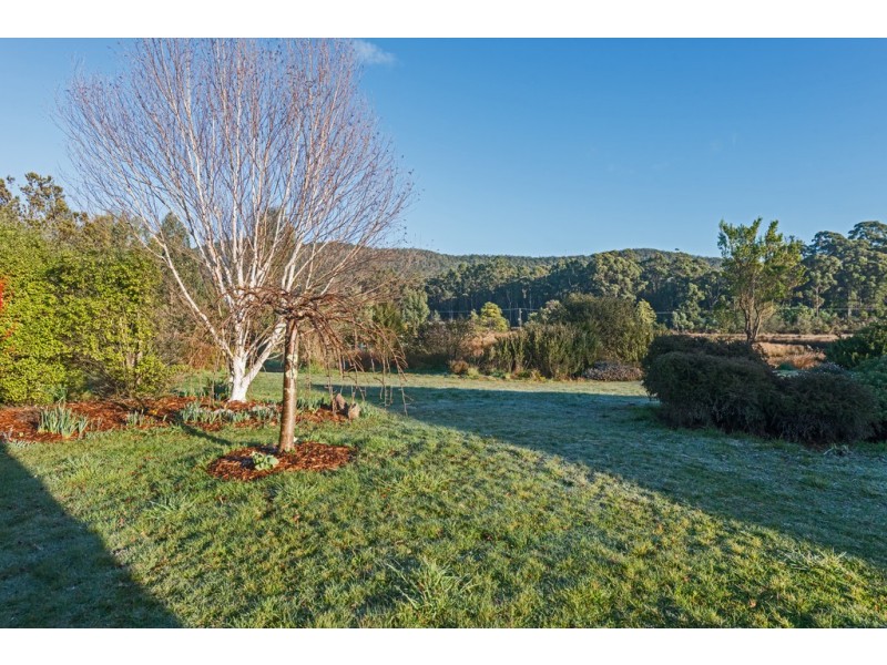 17 Esplanade North, Snug TAS 7054