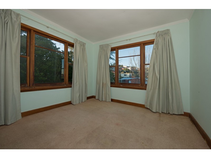 14 Girrabong Road, Lenah Valley TAS 7008