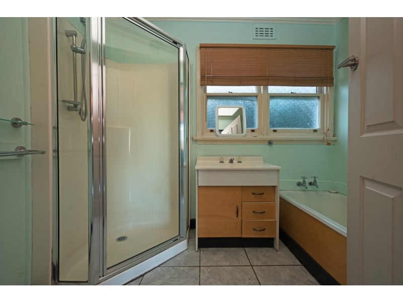 14 Girrabong Road, Lenah Valley TAS 7008