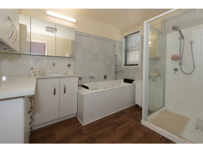 4 Auburn Road, Kingston Beach TAS 7050
