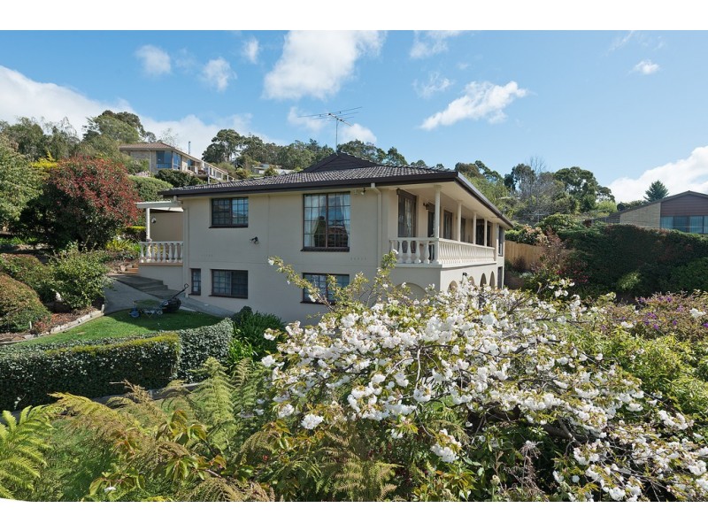 4 Auburn Road, Kingston Beach TAS 7050