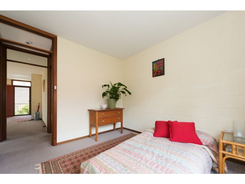 2/2 Onslow Place, Mount Nelson TAS 7007