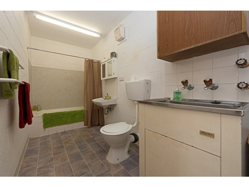 2/2 Onslow Place, Mount Nelson TAS 7007