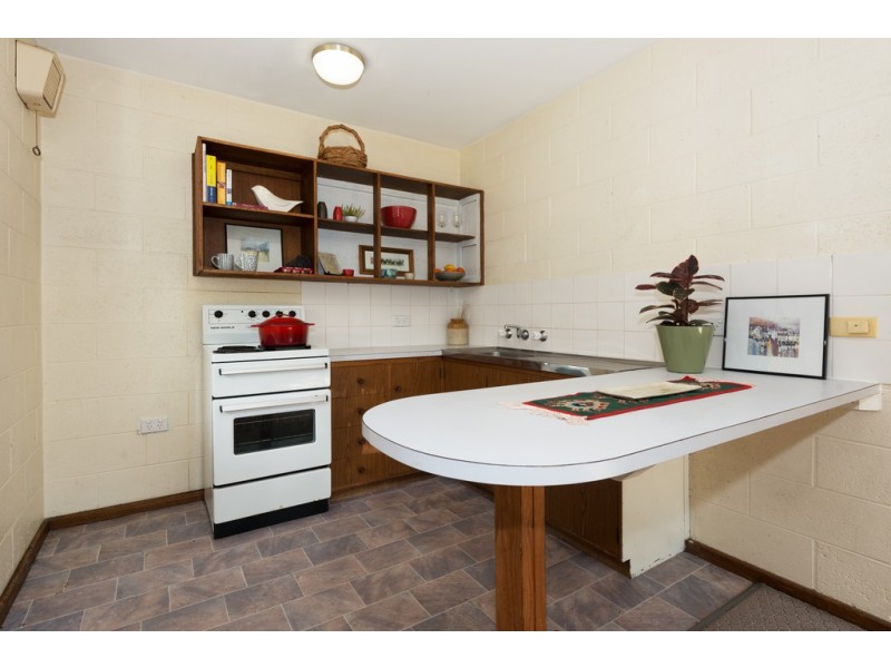 2/2 Onslow Place, Mount Nelson TAS 7007