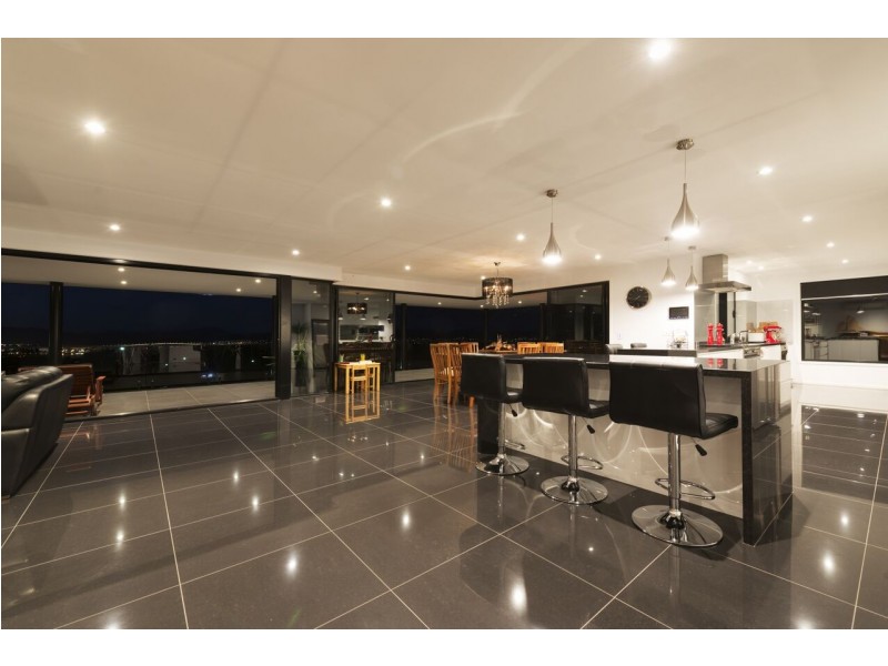 70 Lipscombe Avenue, Sandy Bay TAS 7005