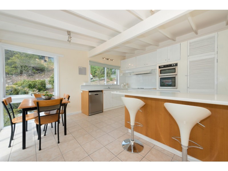 7 St Helens Street, Lindisfarne TAS 7015