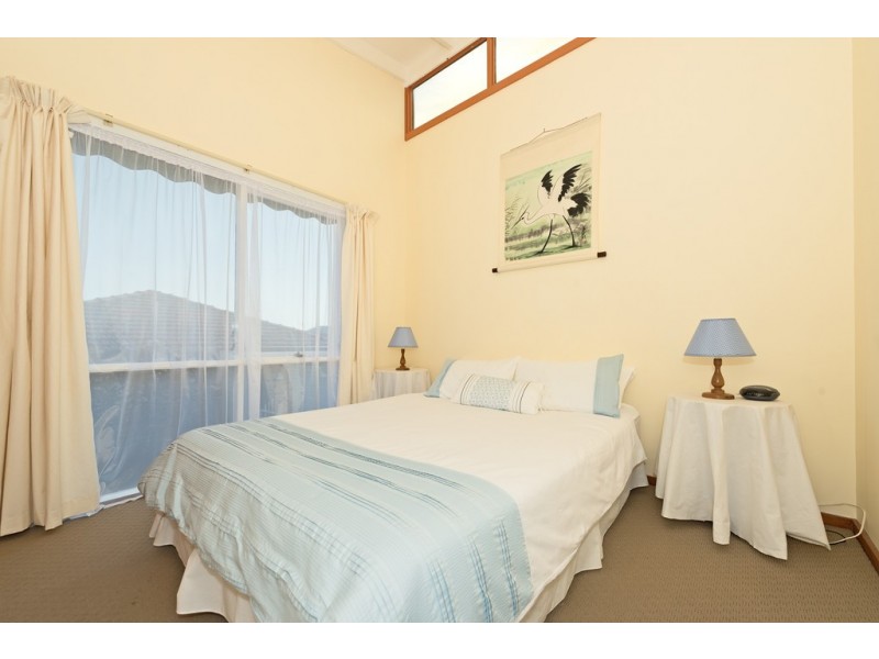 7 St Helens Street, Lindisfarne TAS 7015