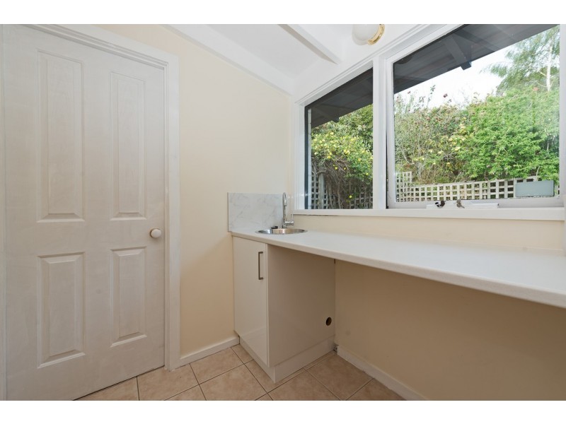 7 St Helens Street, Lindisfarne TAS 7015