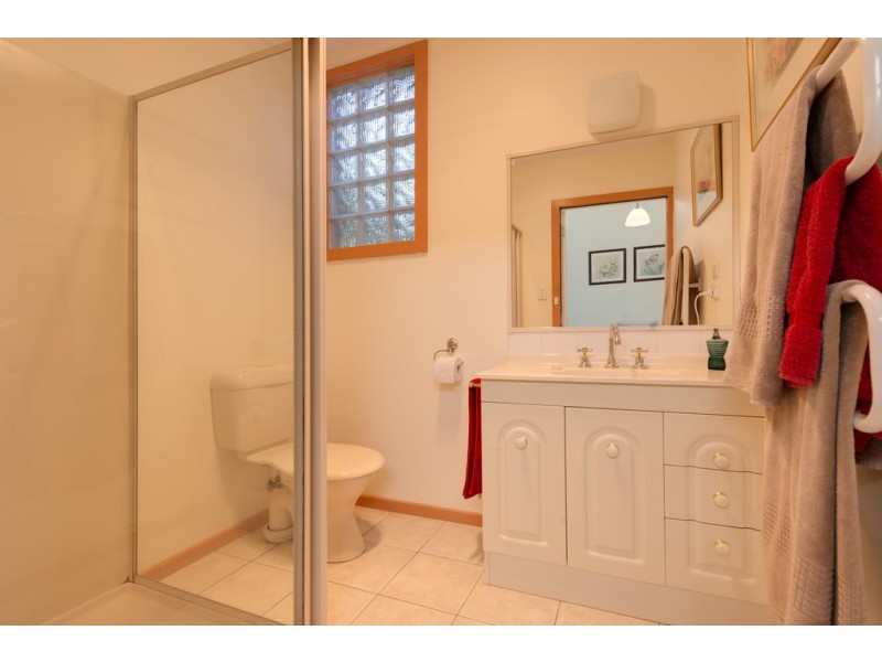 7 St Helens Street, Lindisfarne TAS 7015