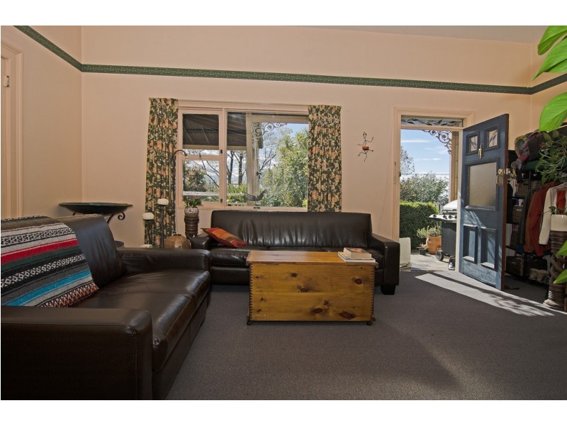 1 Lincoln Street, Sandy Bay TAS 7005