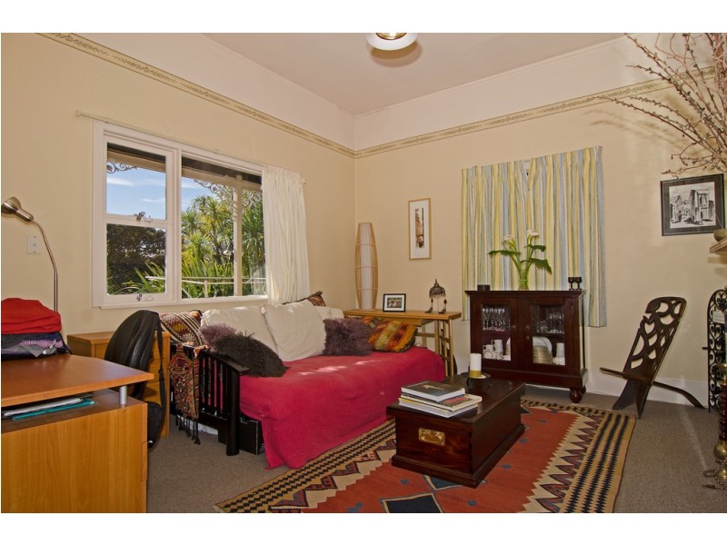 1 Lincoln Street, Sandy Bay TAS 7005