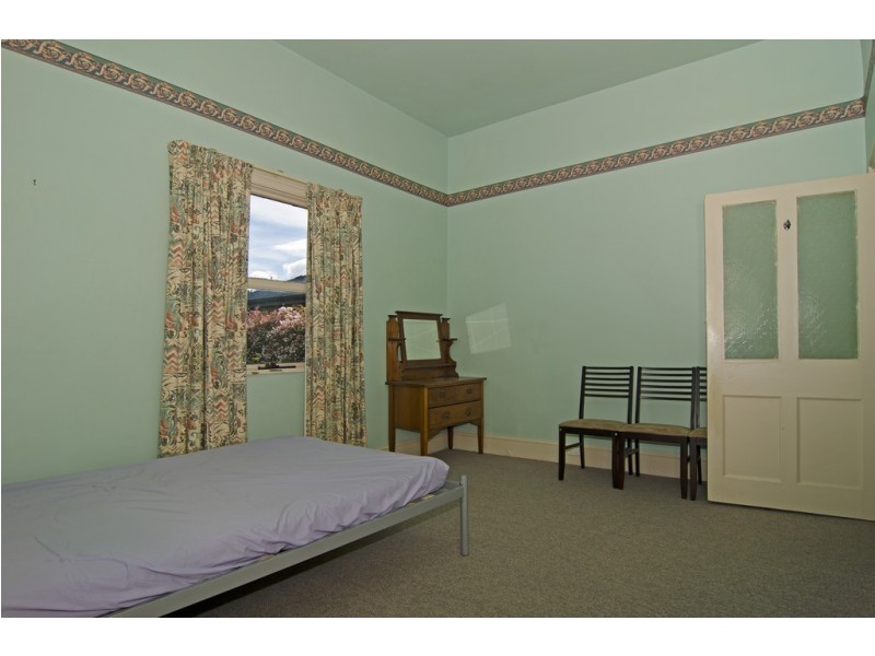 1 Lincoln Street, Sandy Bay TAS 7005