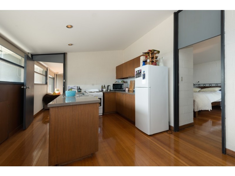 2/22 Benjafield Terrace, Mount Stuart TAS 7000