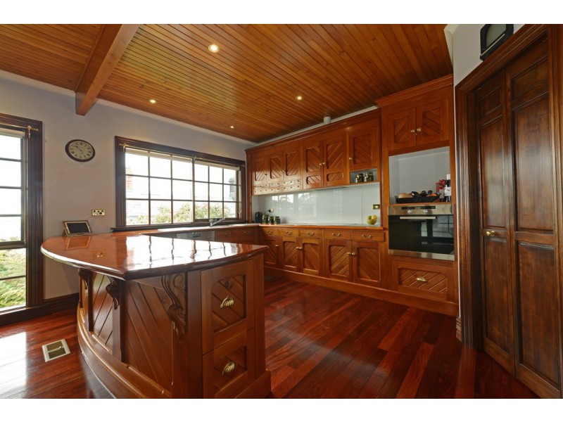 8 Morris Avenue, Taroona TAS 7053