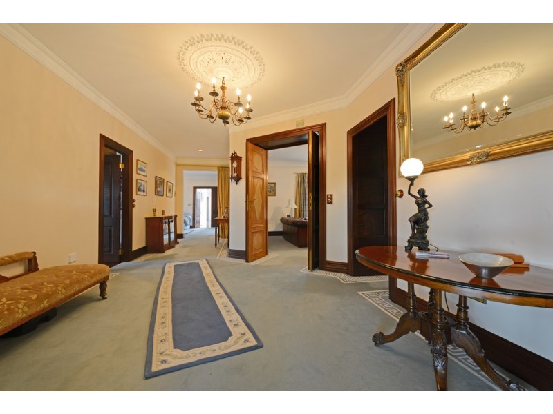 8 Morris Avenue, Taroona TAS 7053