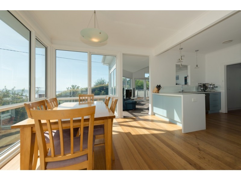 12 Longview Avenue, Sandy Bay TAS 7005