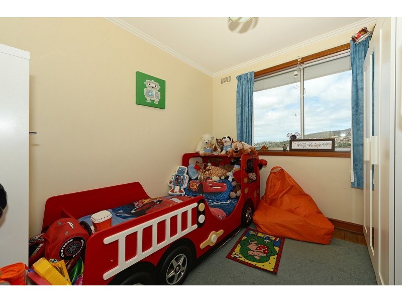 28 Girrabong Road, Lenah Valley TAS 7008