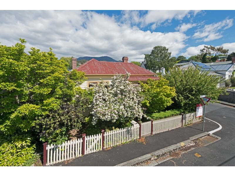 6 Powell Street, Sandy Bay TAS 7005