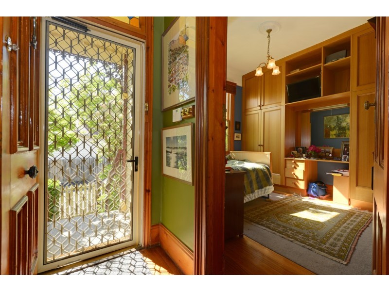 6 Powell Street, Sandy Bay TAS 7005