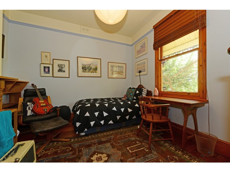 6 Powell Street, Sandy Bay TAS 7005