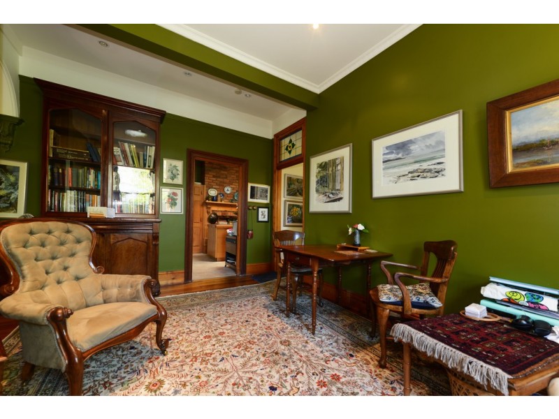 6 Powell Street, Sandy Bay TAS 7005