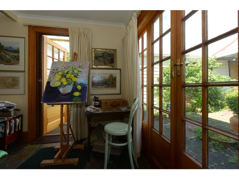 6 Powell Street, Sandy Bay TAS 7005